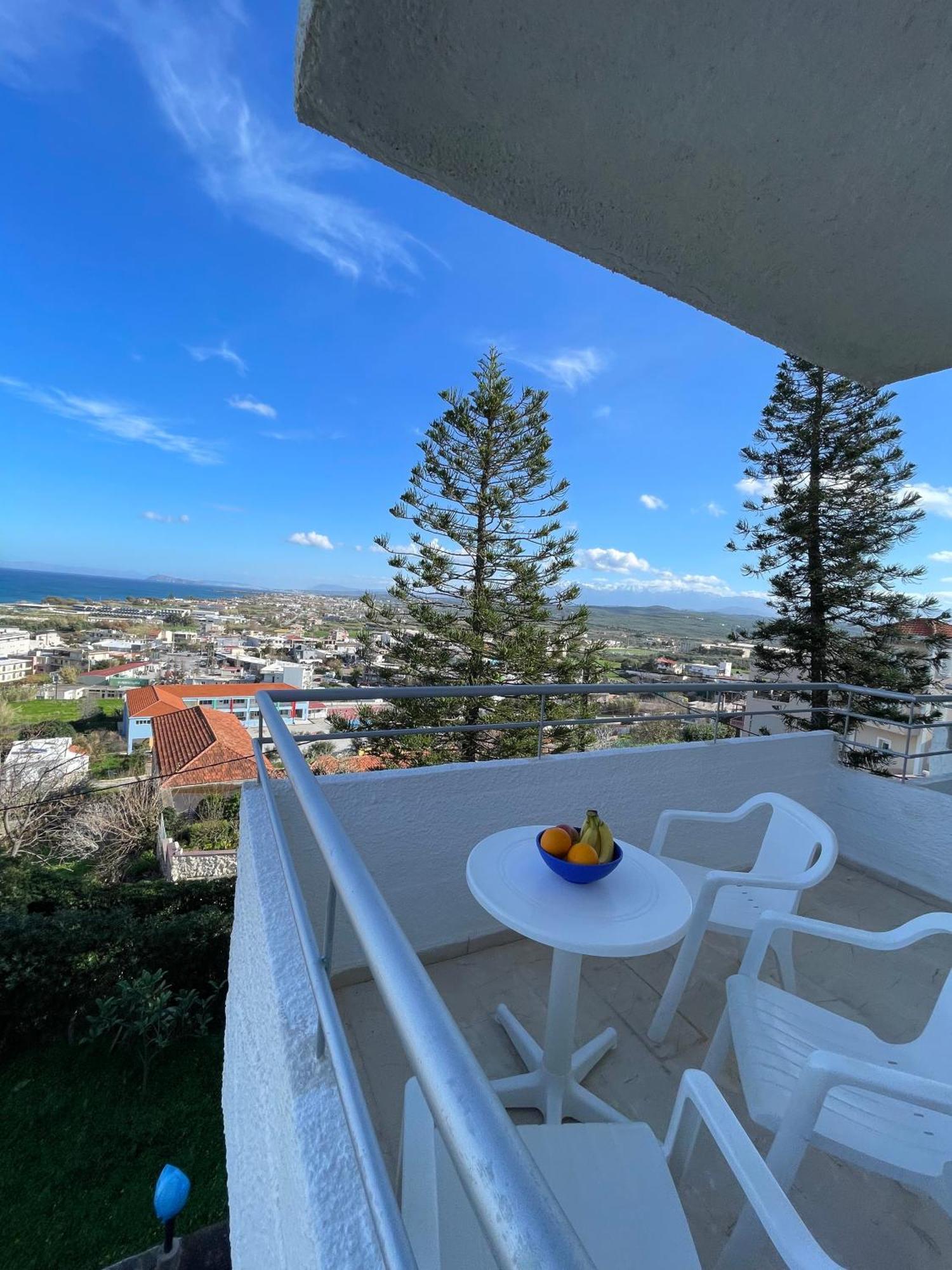 Aeolos Apartments Kolymbari Buitenkant foto