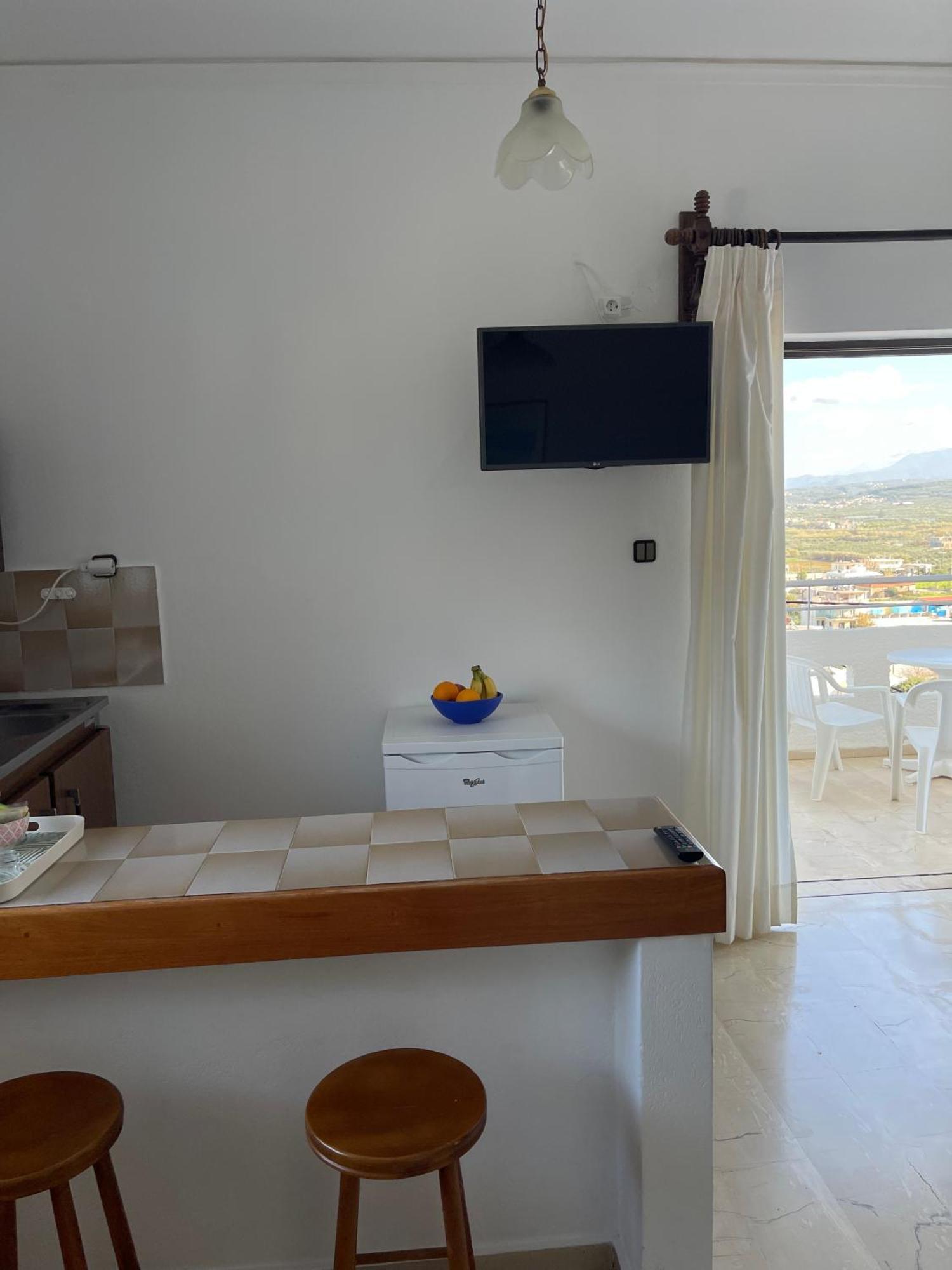 Aeolos Apartments Kolymbari Buitenkant foto
