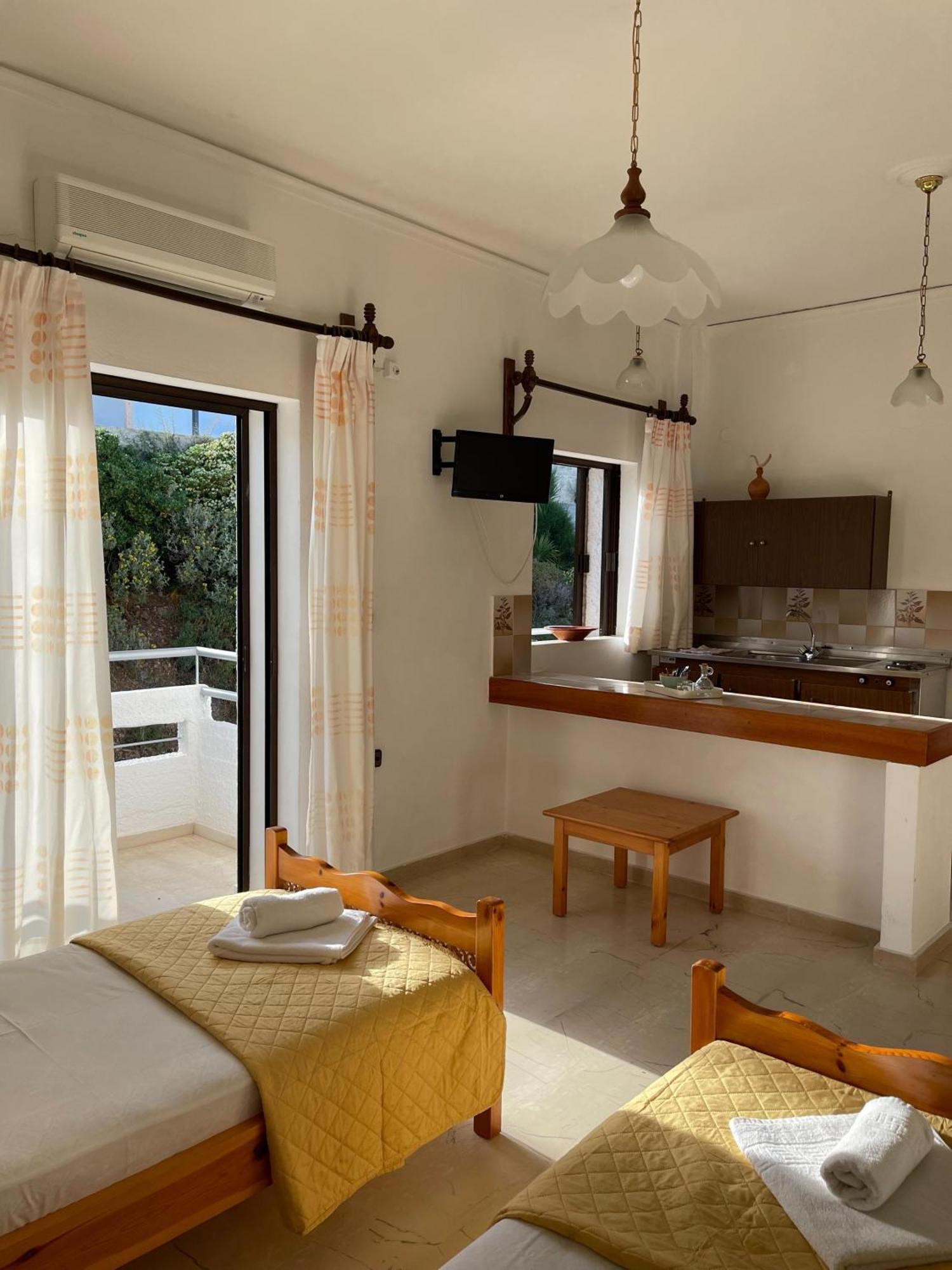 Aeolos Apartments Kolymbari Buitenkant foto