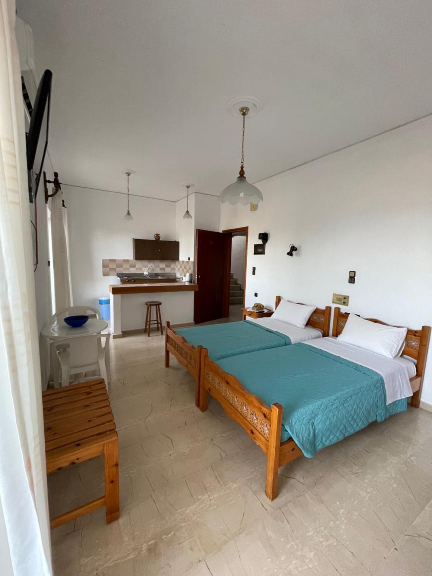 Aeolos Apartments Kolymbari Buitenkant foto