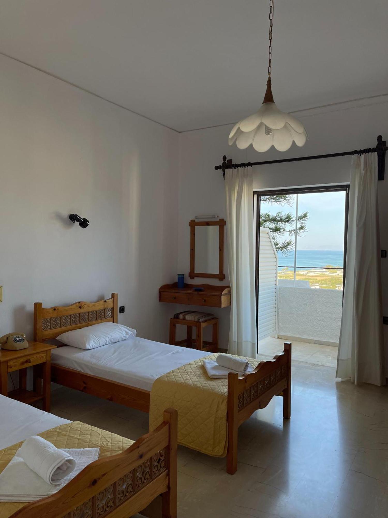 Aeolos Apartments Kolymbari Buitenkant foto