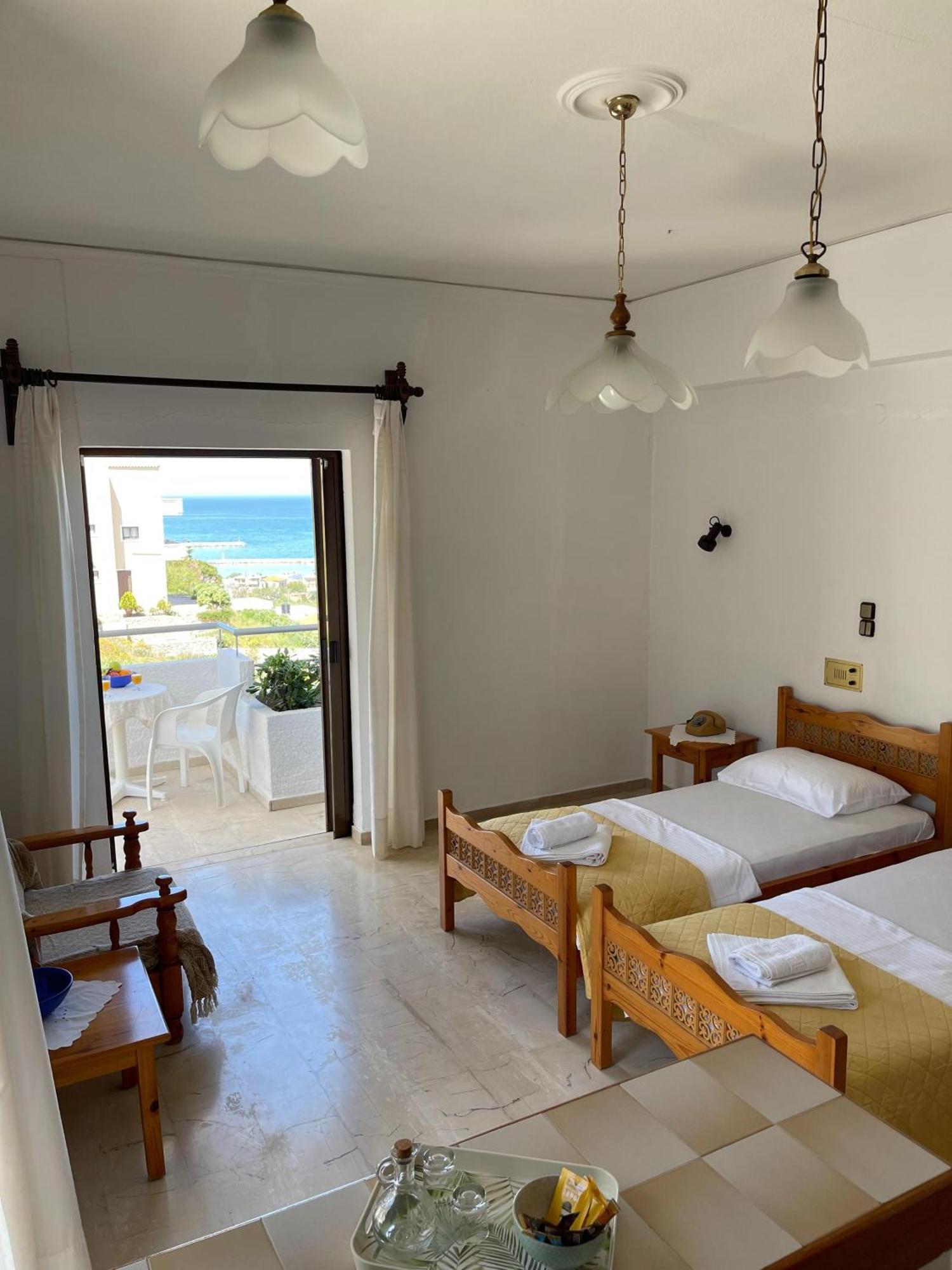 Aeolos Apartments Kolymbari Buitenkant foto